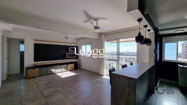 Apartamento à venda com 2 quartos, 84m² - Foto 1
