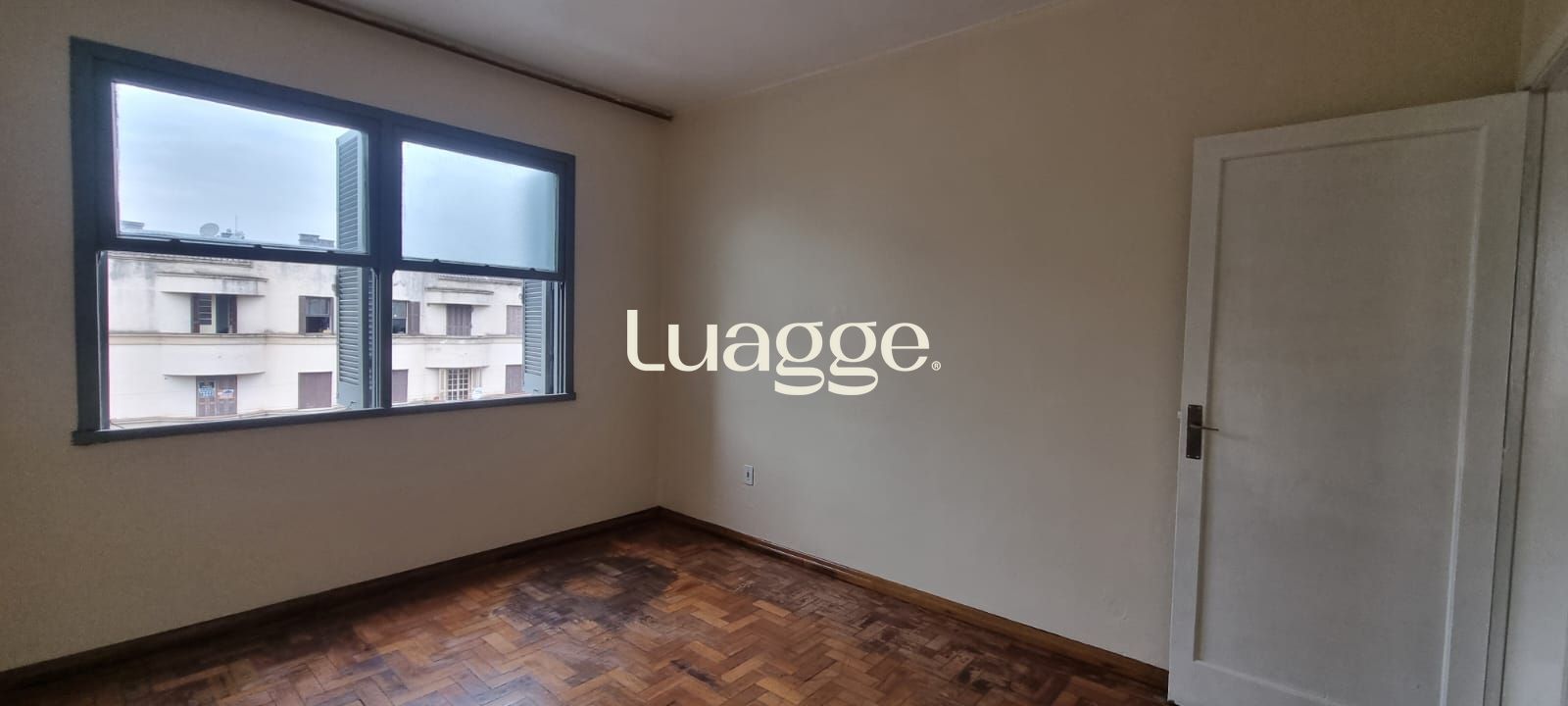 Apartamento à venda com 2 quartos, 70m² - Foto 9