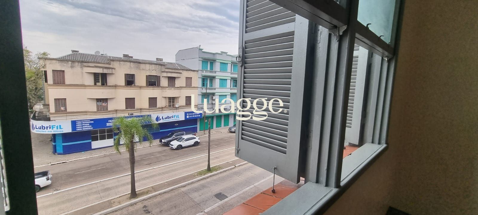 Apartamento à venda com 2 quartos, 70m² - Foto 11