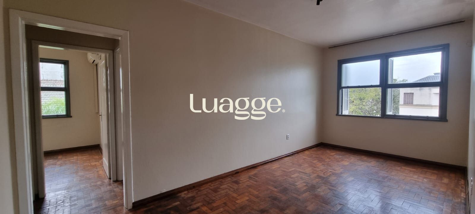 Apartamento à venda com 2 quartos, 70m² - Foto 3
