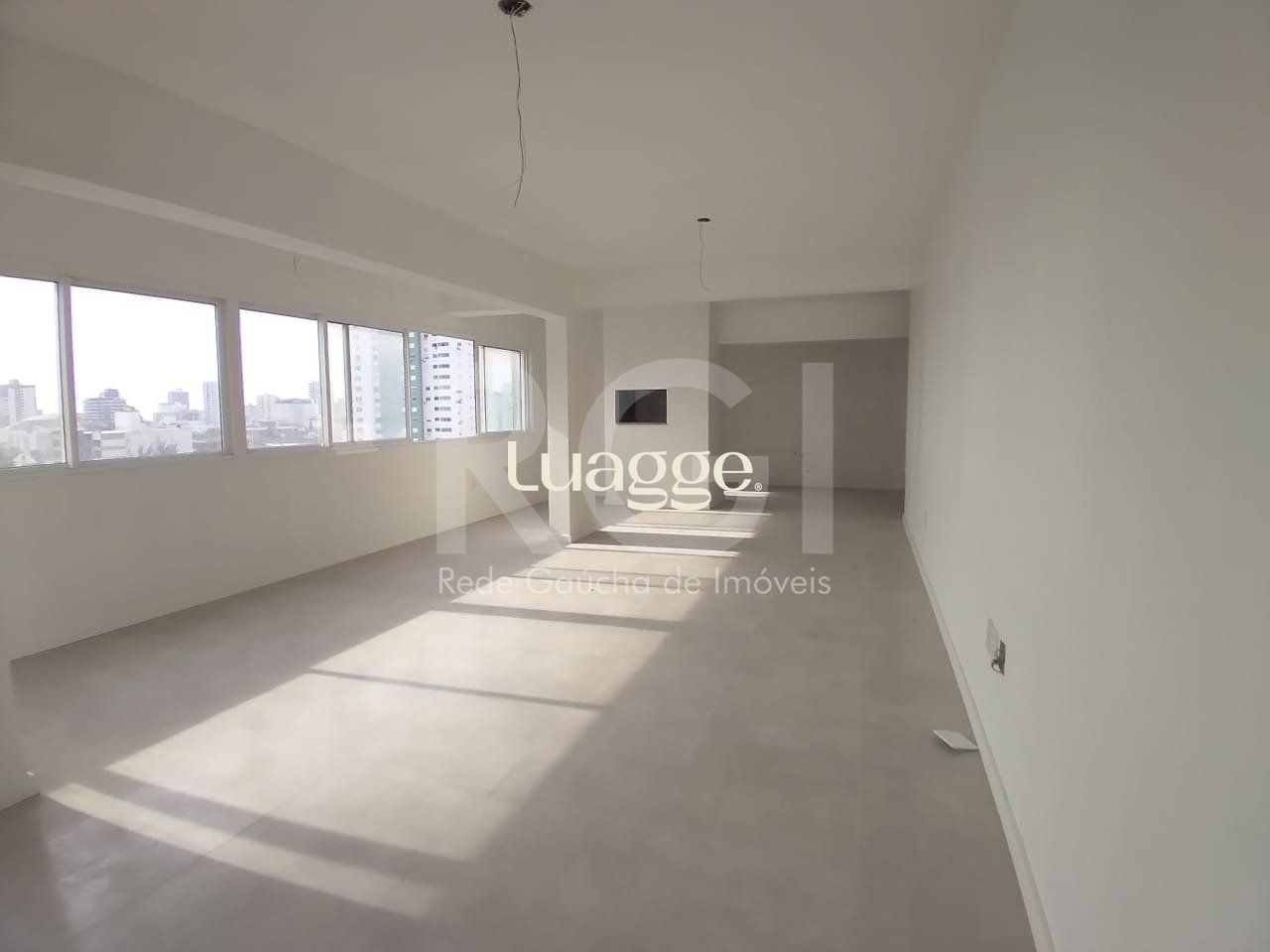 Apartamento à venda com 3 quartos, 131m² - Foto 30