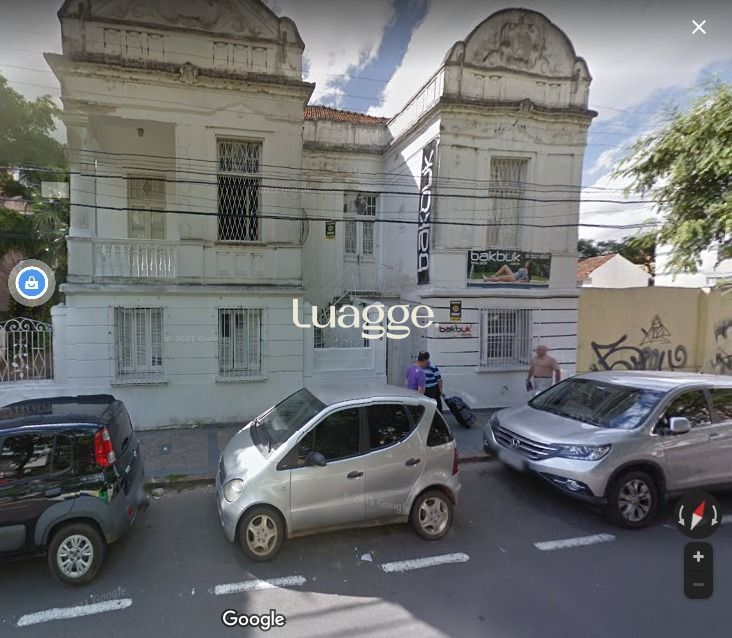 Casa à venda com 5 quartos, 927m² - Foto 1
