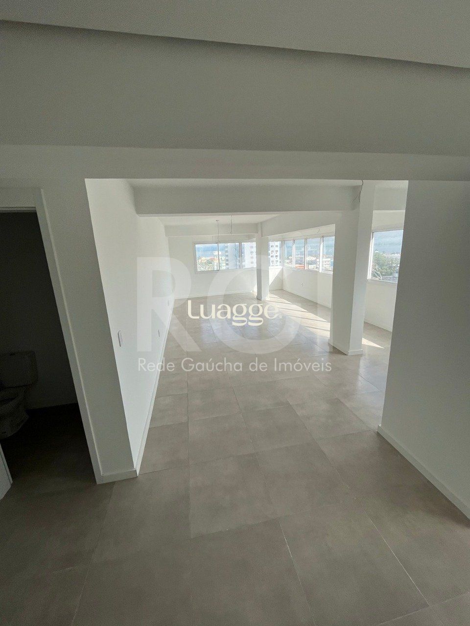 Apartamento à venda com 3 quartos, 131m² - Foto 34