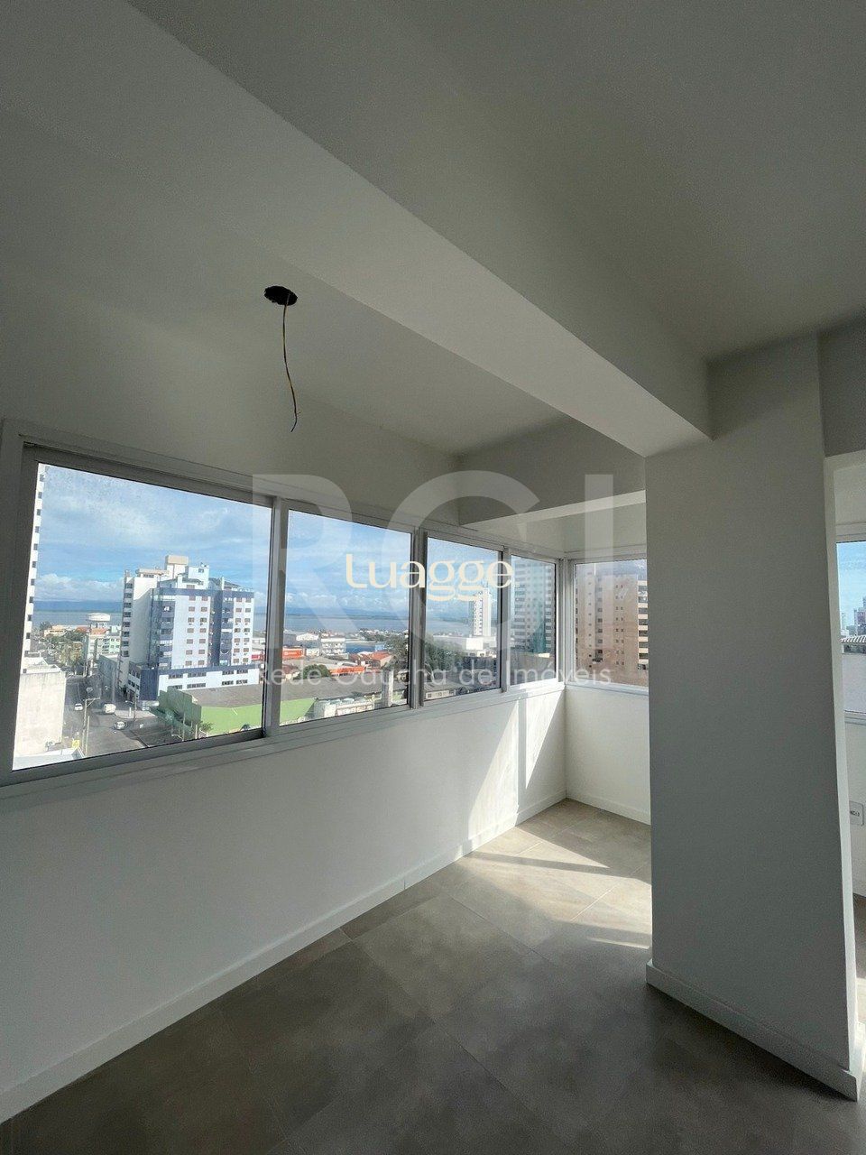 Apartamento à venda com 3 quartos, 131m² - Foto 14