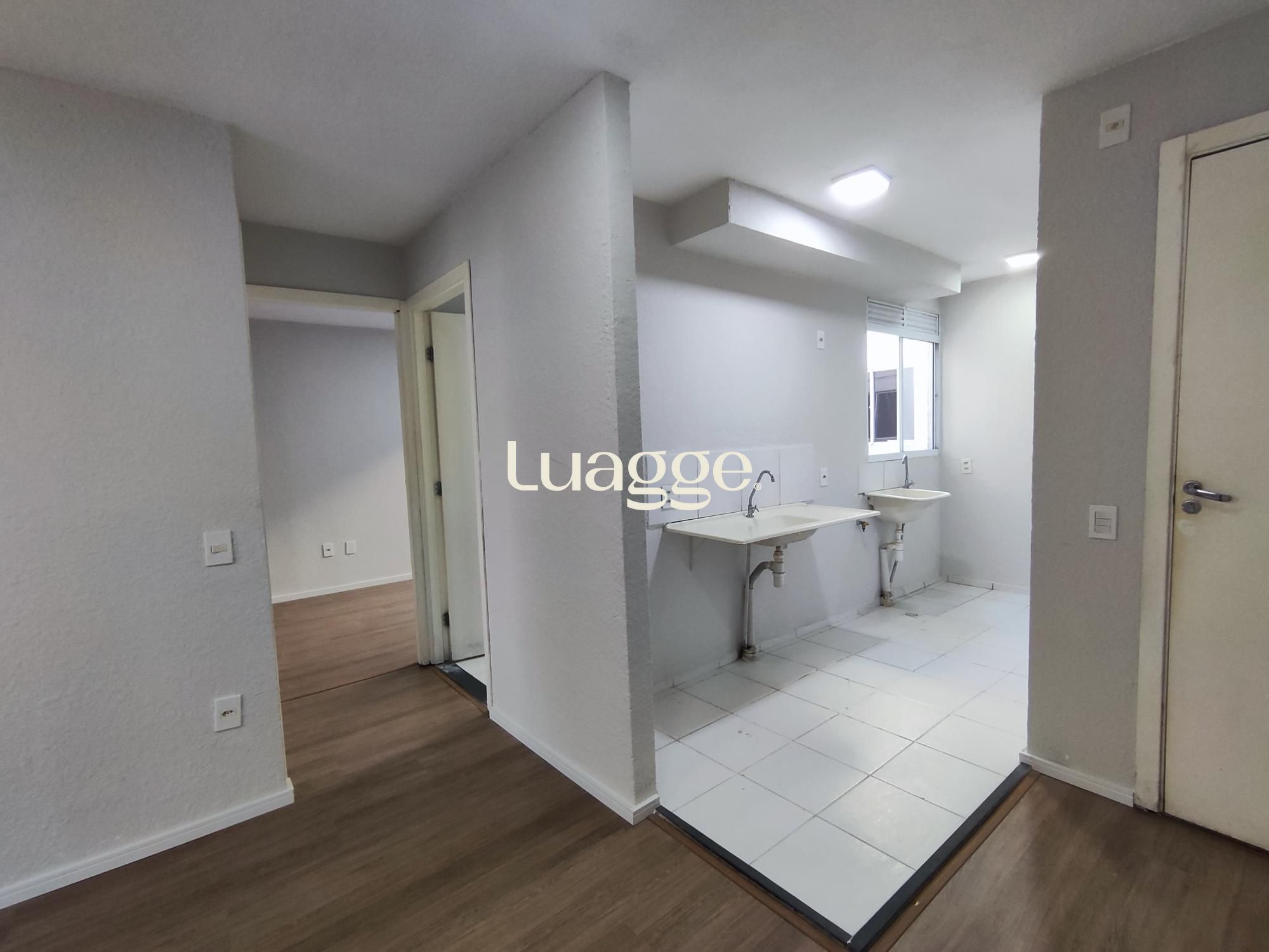 Apartamento à venda com 2 quartos, 42m² - Foto 1