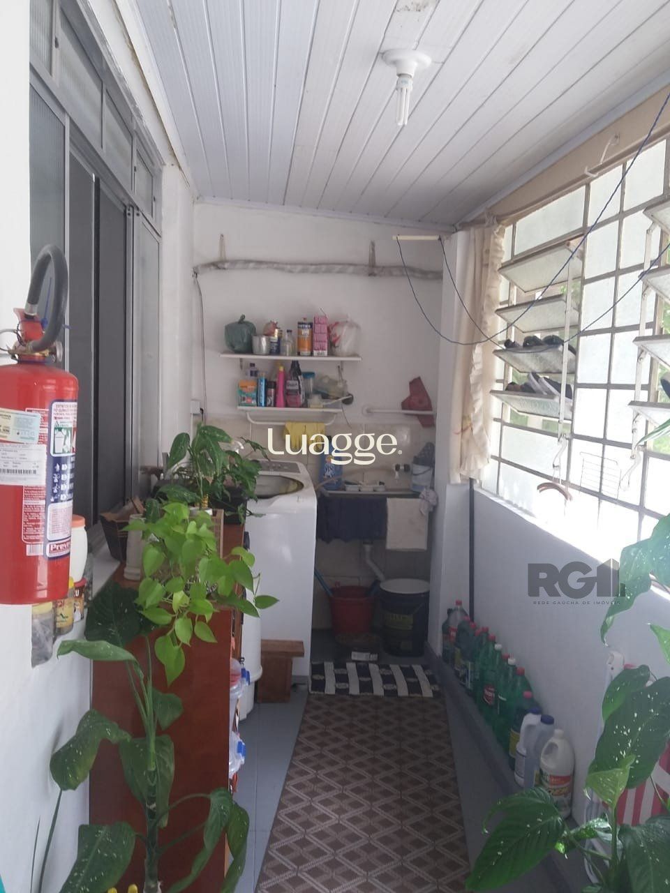 Apartamento à venda com 3 quartos, 77m² - Foto 4