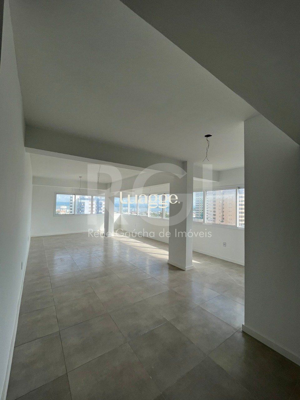 Apartamento à venda com 3 quartos, 131m² - Foto 37
