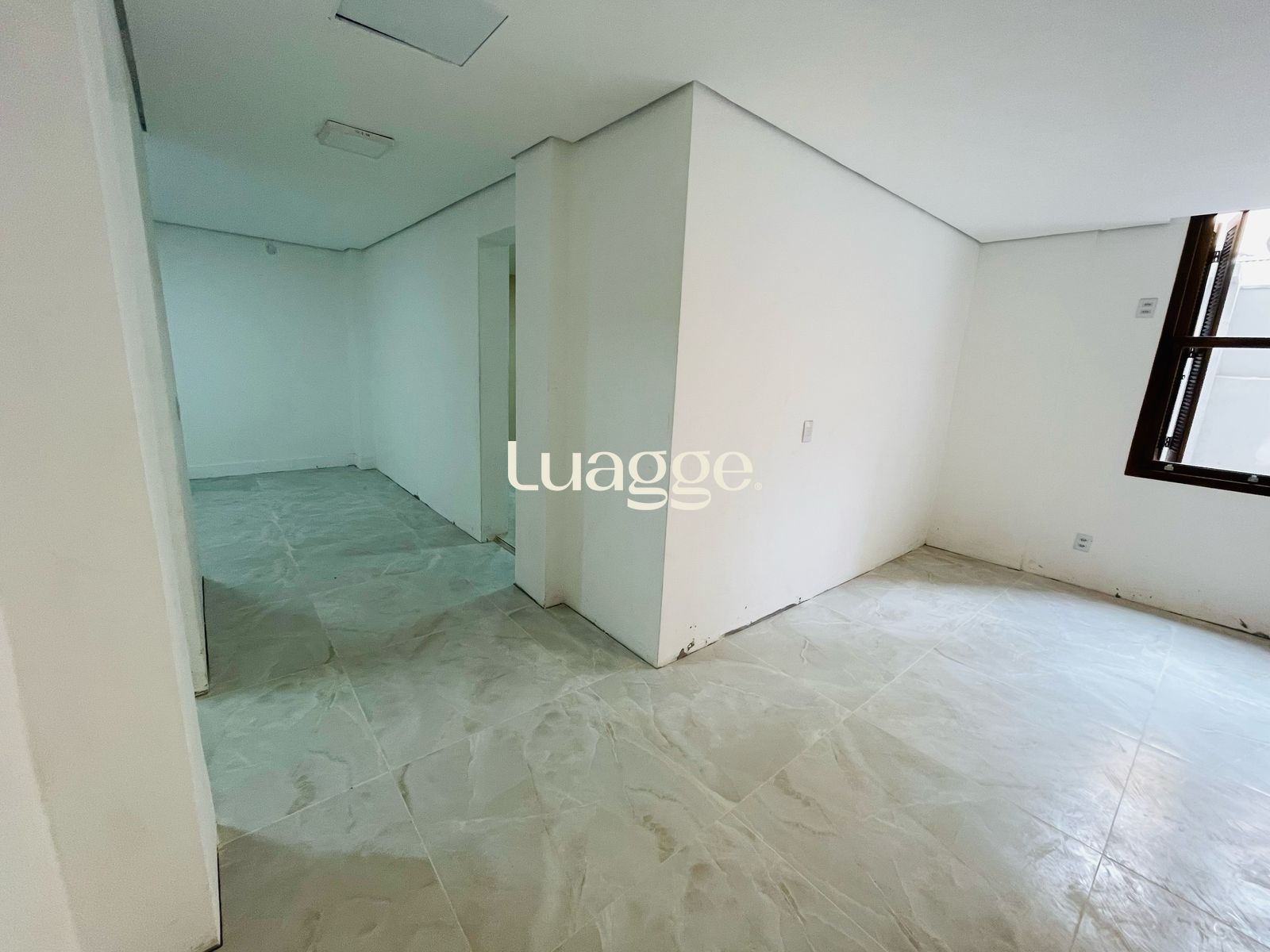Apartamento à venda com 3 quartos, 105m² - Foto 33