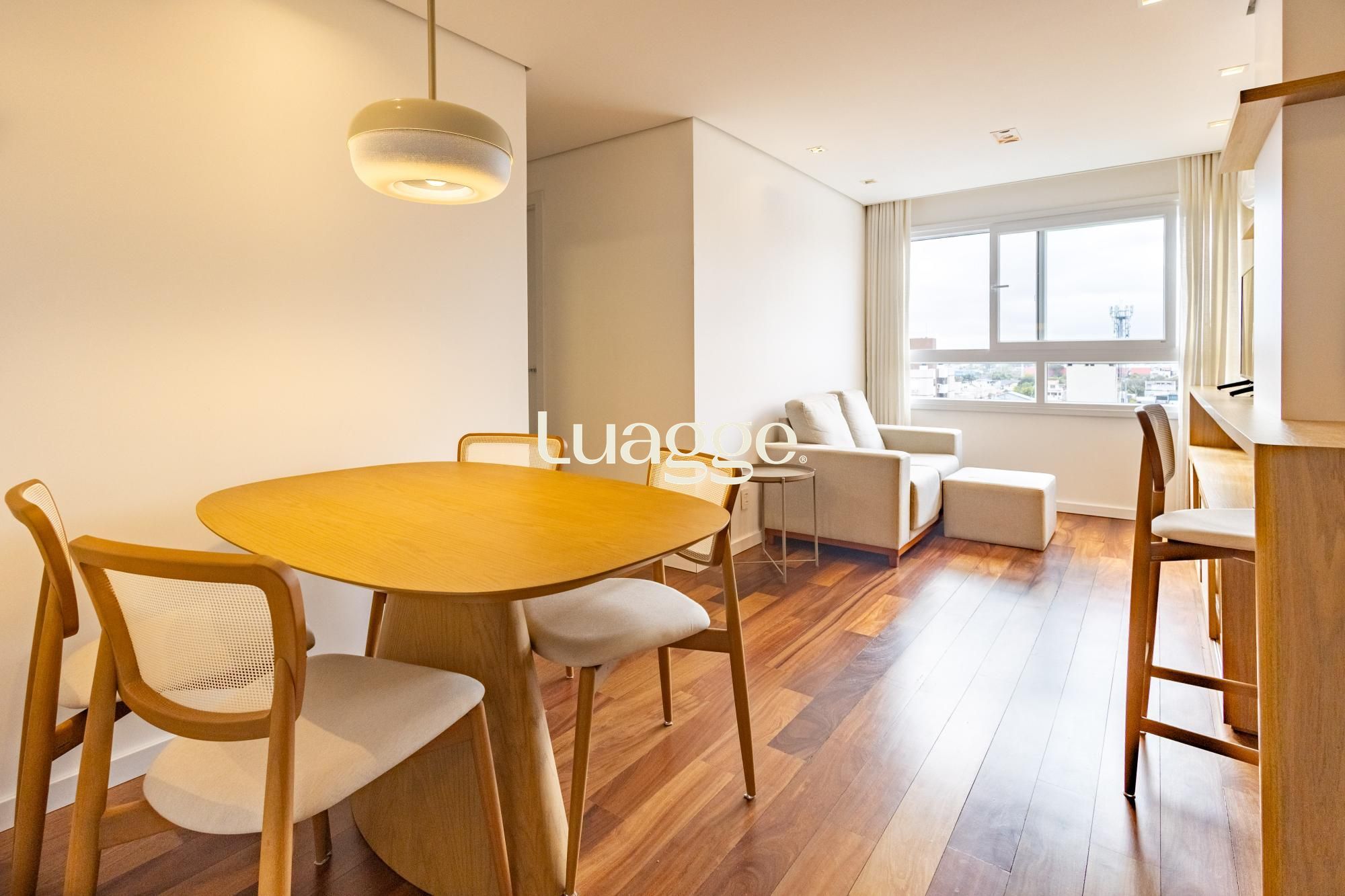Apartamento 2 dormitórios com suíte, churrasqueira e vista livre no Vivio Lindóia