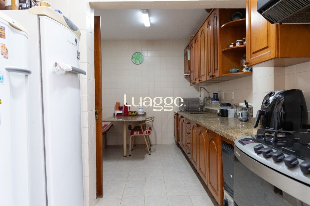 Casa, 3 quartos, 221 m² - Foto 13