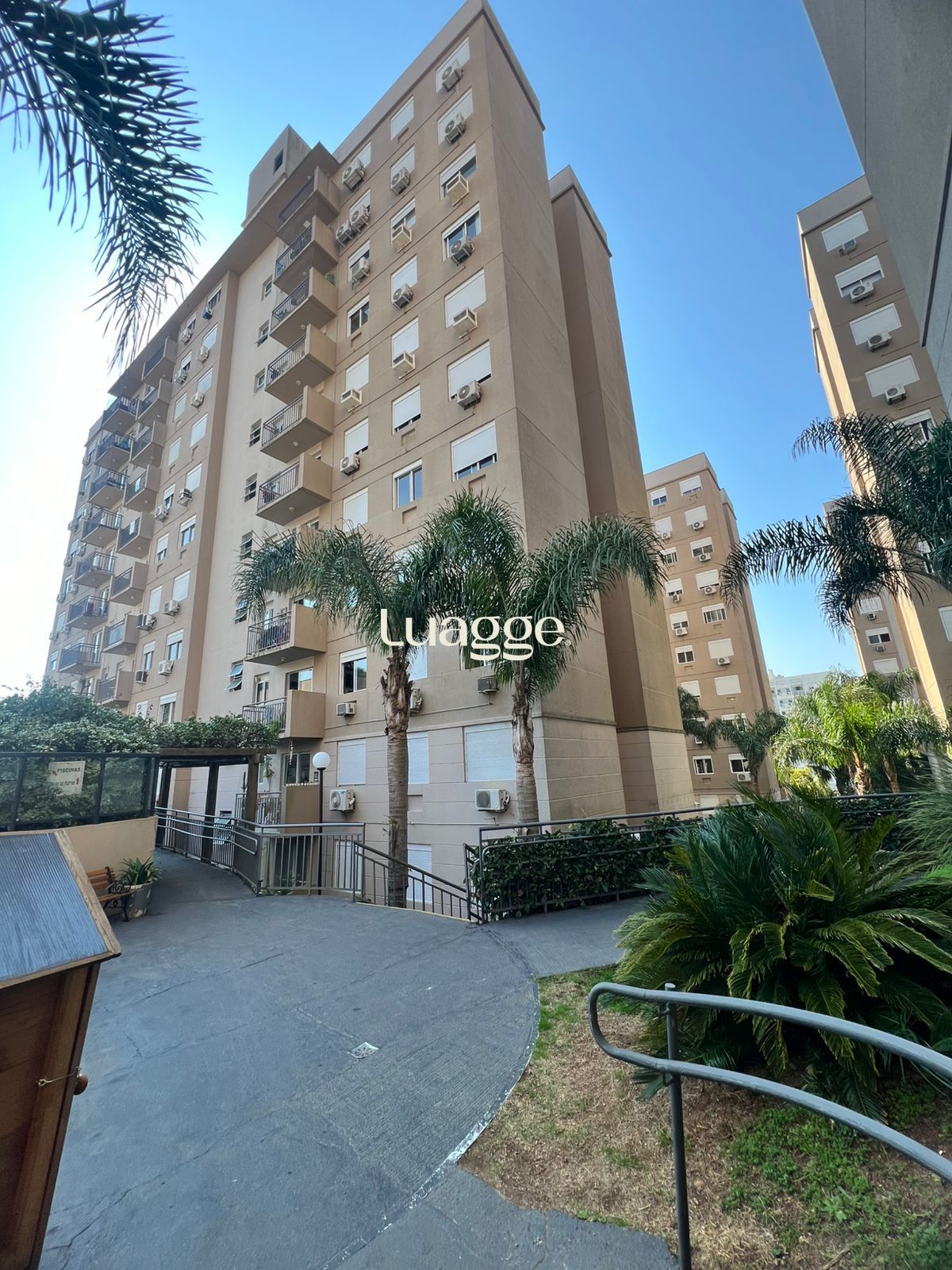 Apartamento à venda com 2 quartos, 59m² - Foto 2