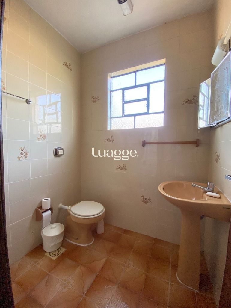 Casa, 4 quartos, 239 m² - Foto 41