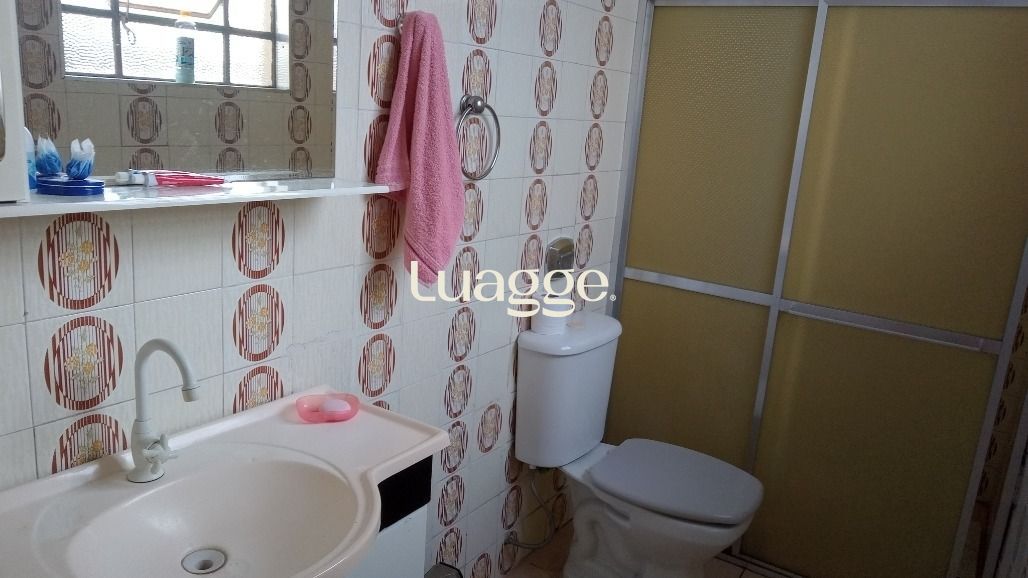 Casa à venda com 3 quartos, 180m² - Foto 11