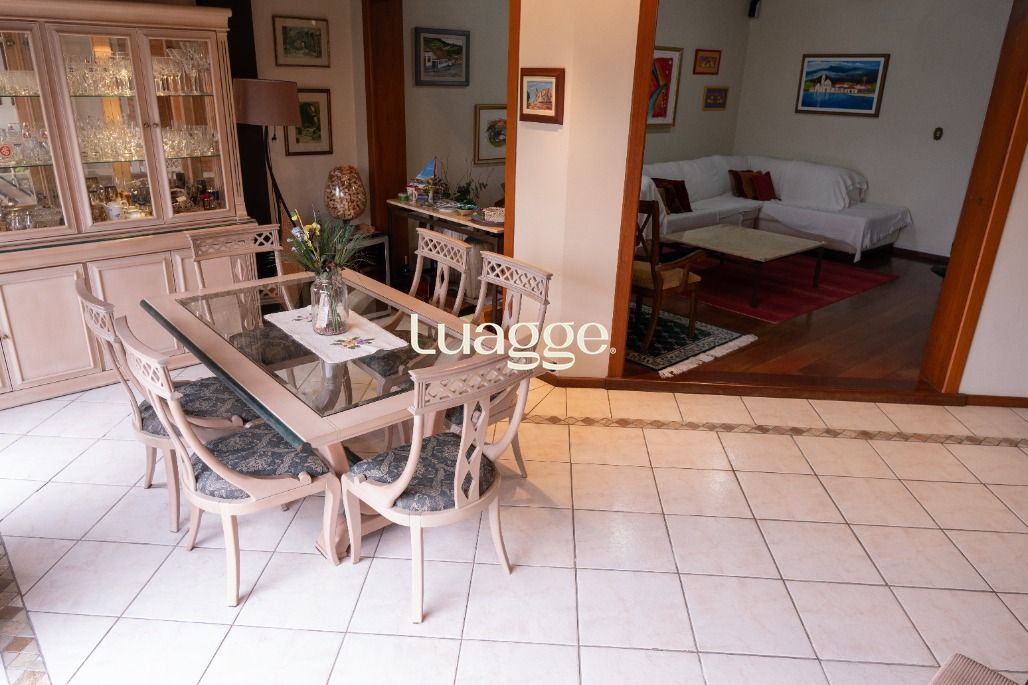 Casa, 3 quartos, 221 m² - Foto 28