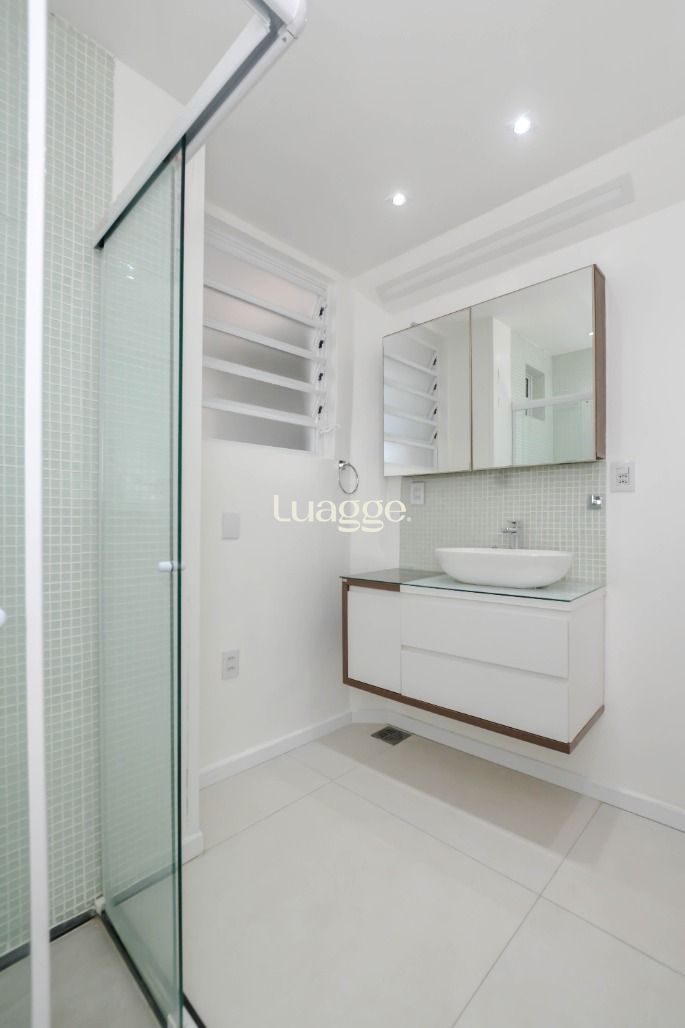 Apartamento à venda com 3 quartos, 140m² - Foto 40