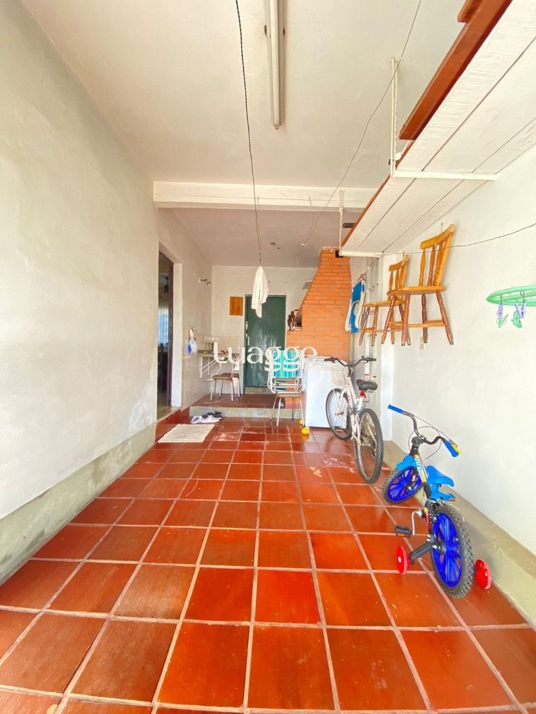 Casa, 4 quartos, 239 m² - Foto 10