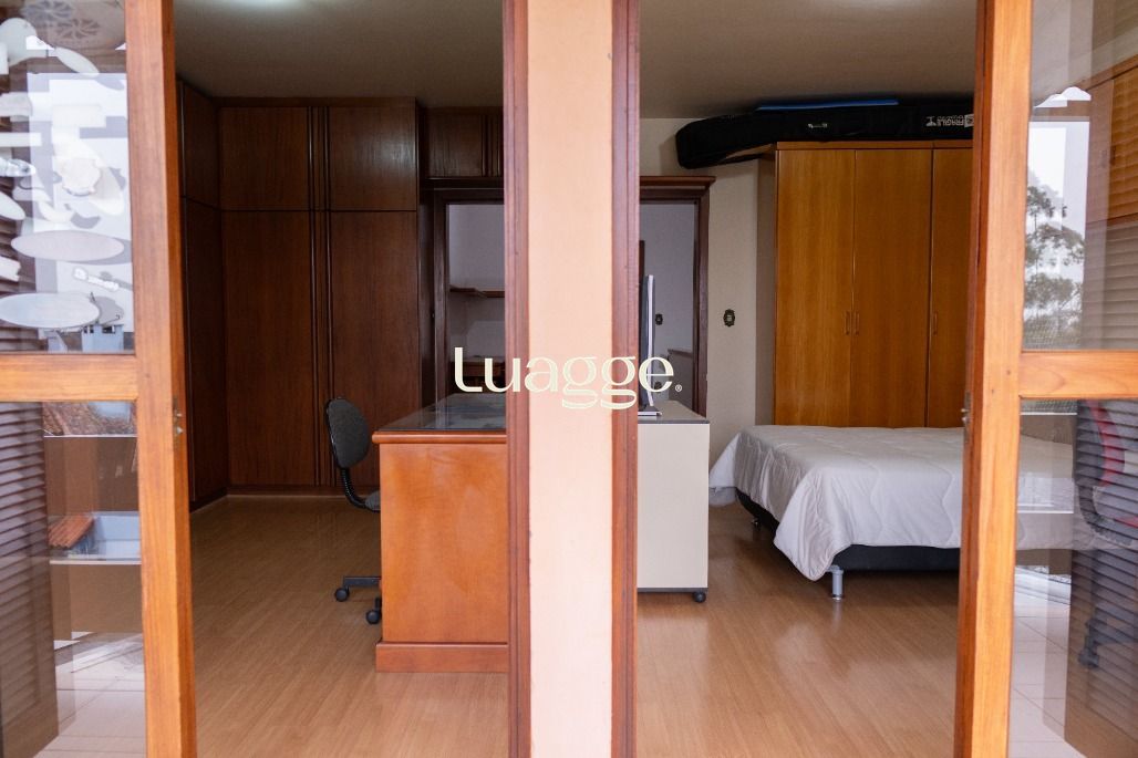 Casa, 3 quartos, 221 m² - Foto 47