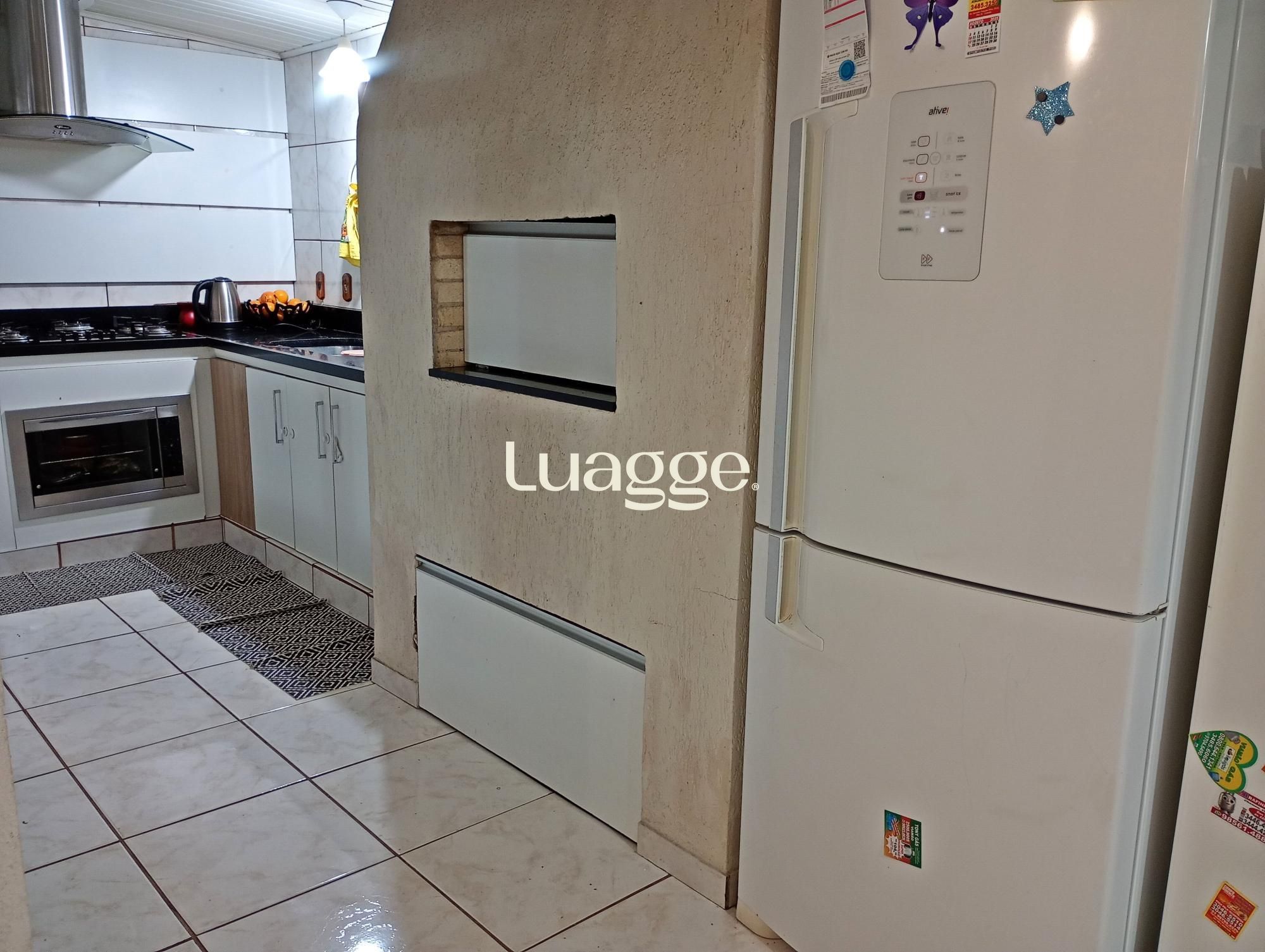 Casa à venda com 3 quartos, 81m² - Foto 29