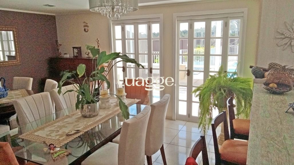 Casa de Condomínio à venda com 5 quartos, 179m² - Foto 11