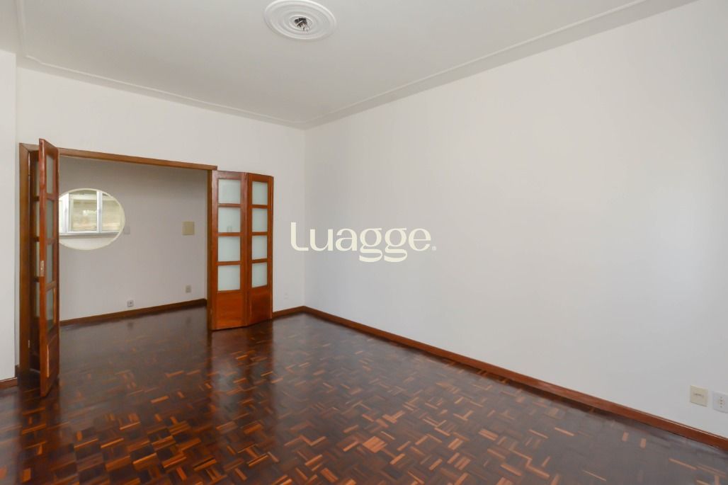 Apartamento à venda com 3 quartos, 140m² - Foto 7