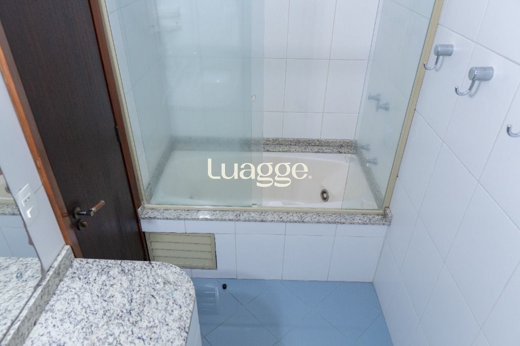 Casa, 3 quartos, 221 m² - Foto 42