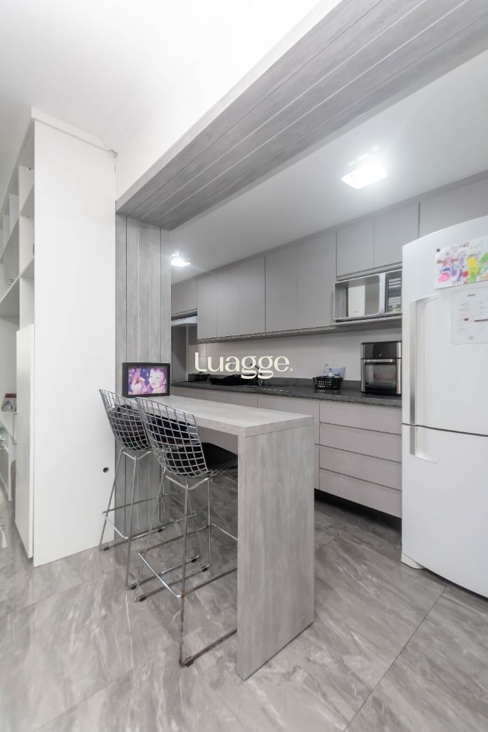 Apartamento à venda com 3 quartos, 90m² - Foto 9
