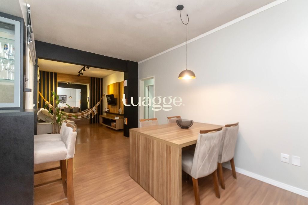 Apartamento à venda com 3 quartos, 117m² - Foto 2