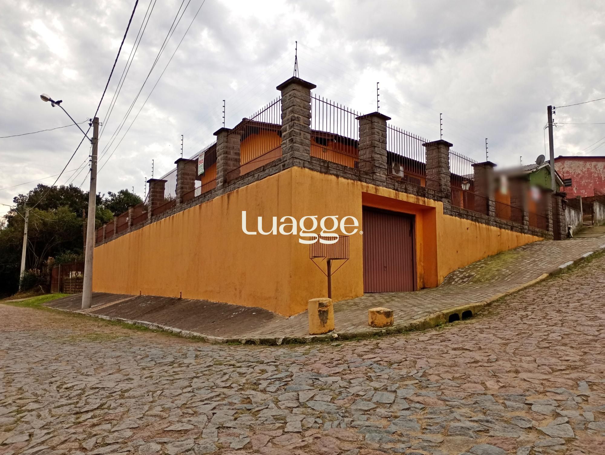 Casa à venda com 3 quartos, 81m² - Foto 3