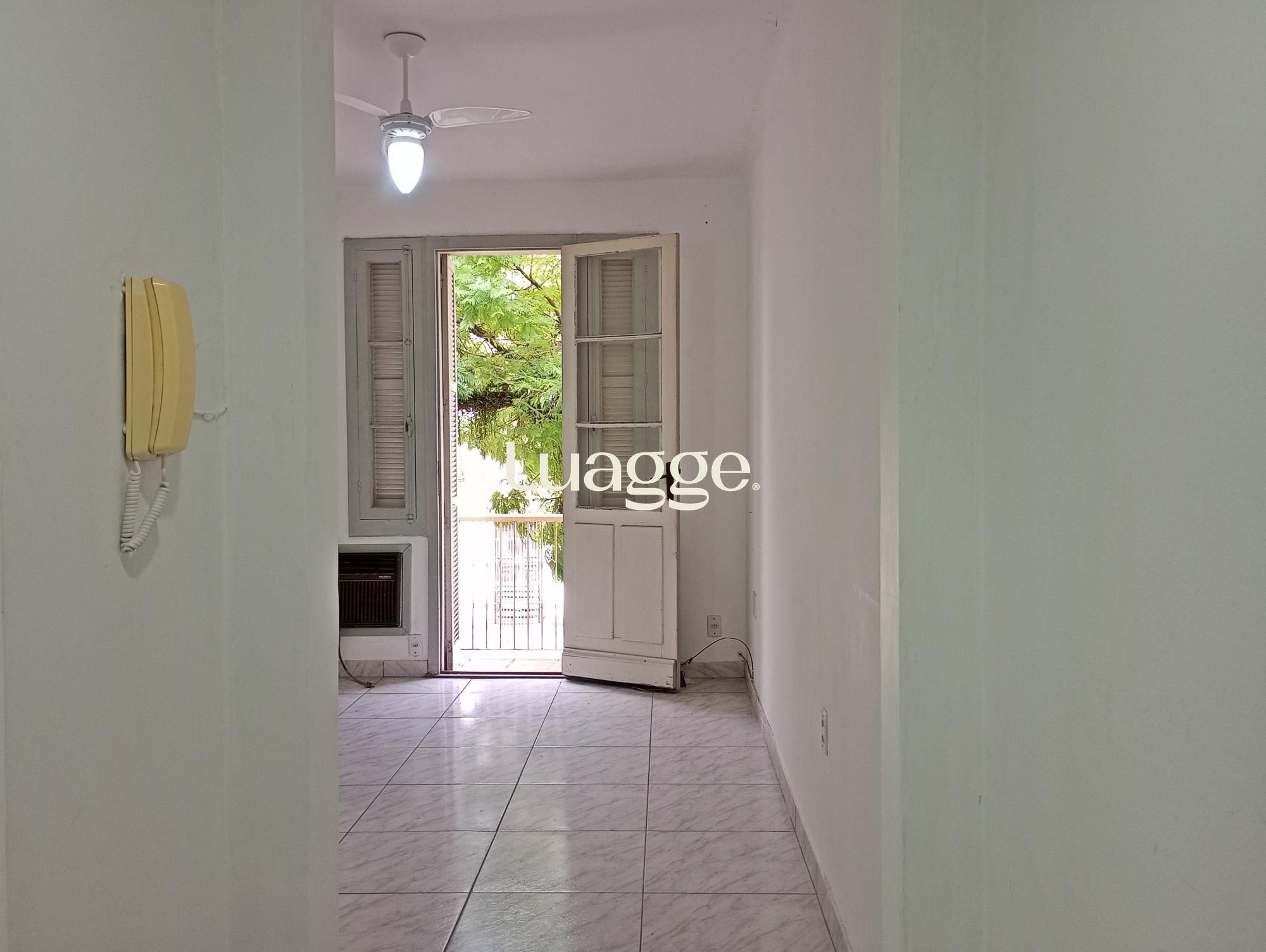 Apartamento, 3 quartos, à venda, 74 m², Floresta - Porto Alegre — foto 2