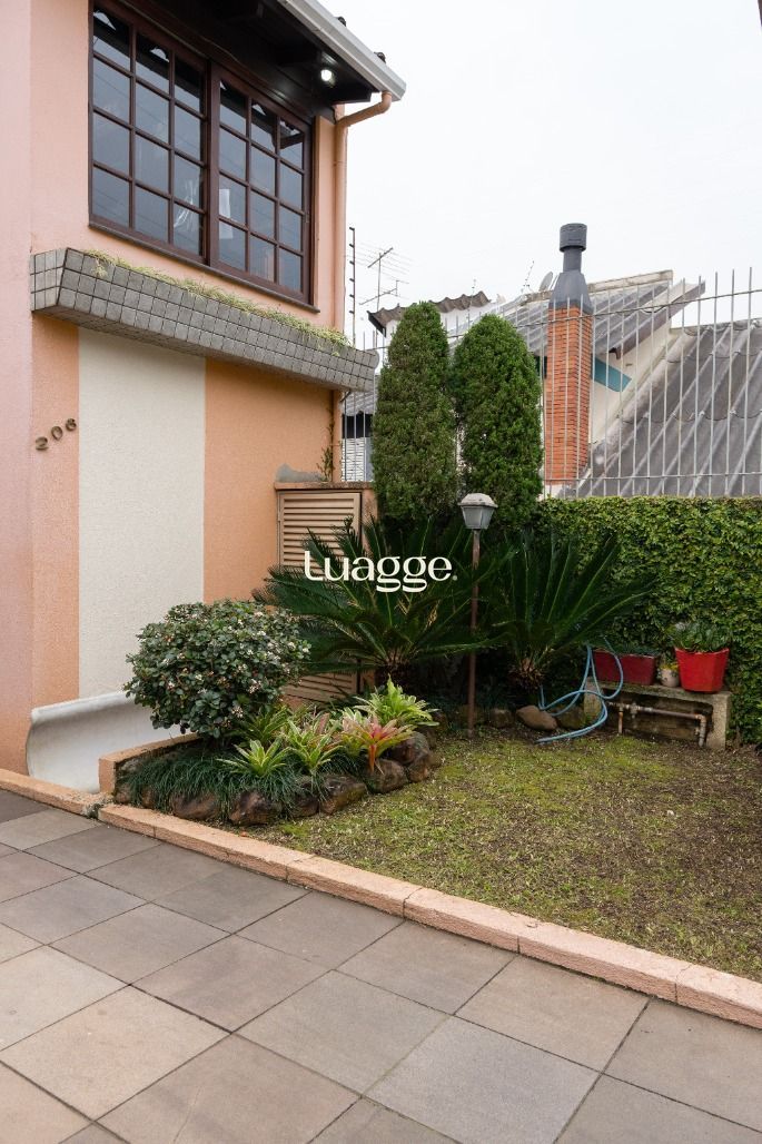 Casa, 3 quartos, 221 m² - Foto 4