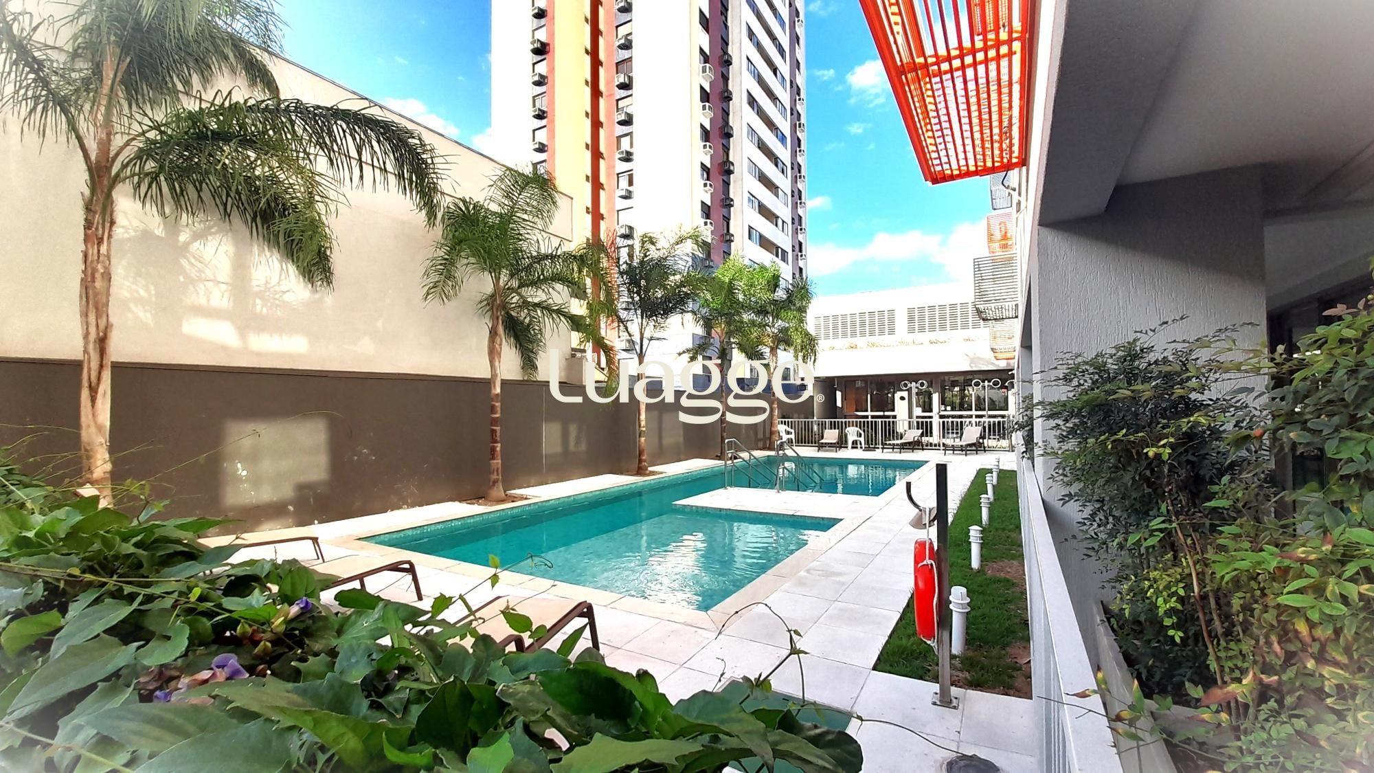 Apartamento à venda com 2 quartos, 62m² - Foto 1