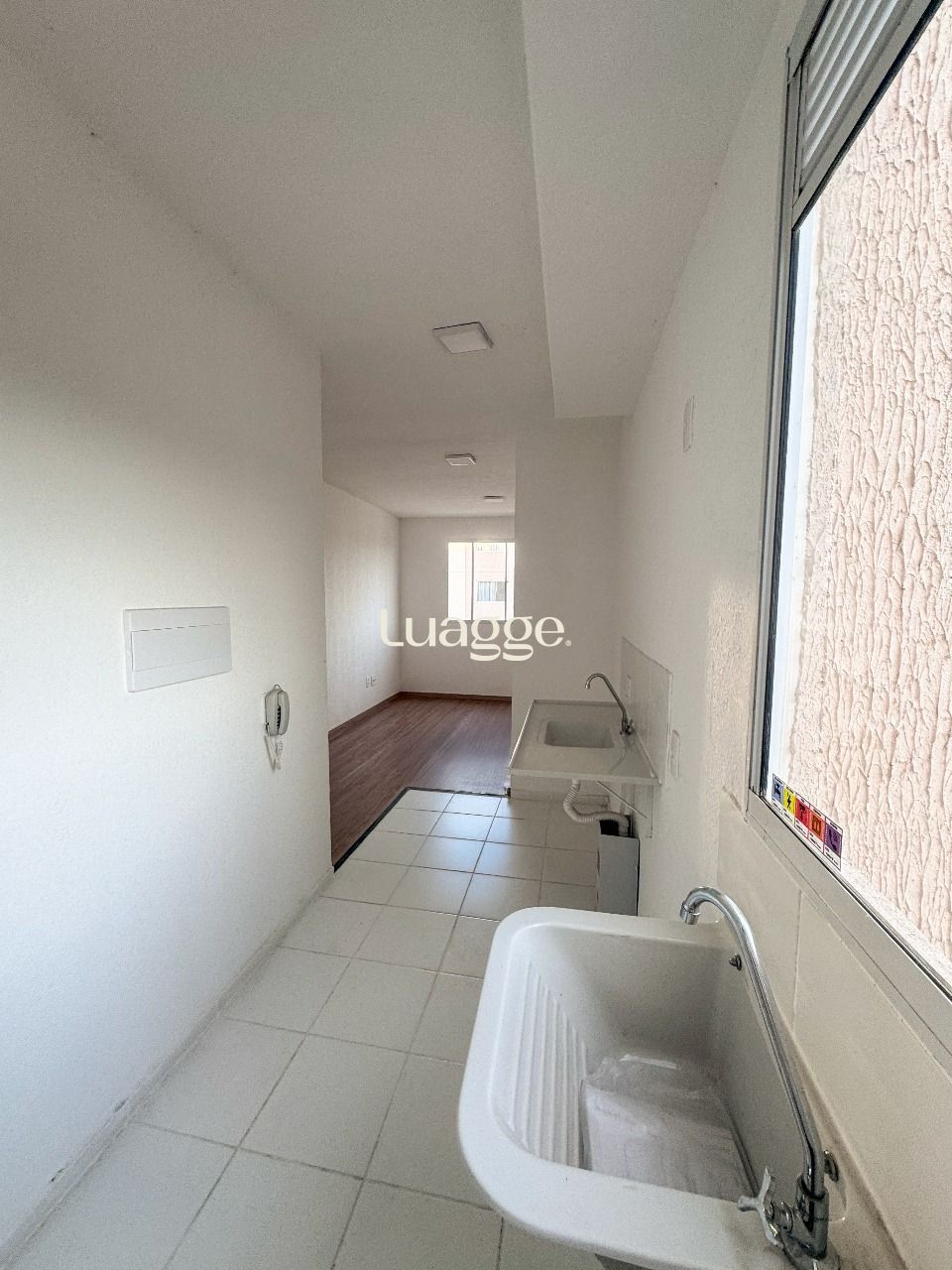 Apartamento à venda com 2 quartos, 40m² - Foto 4