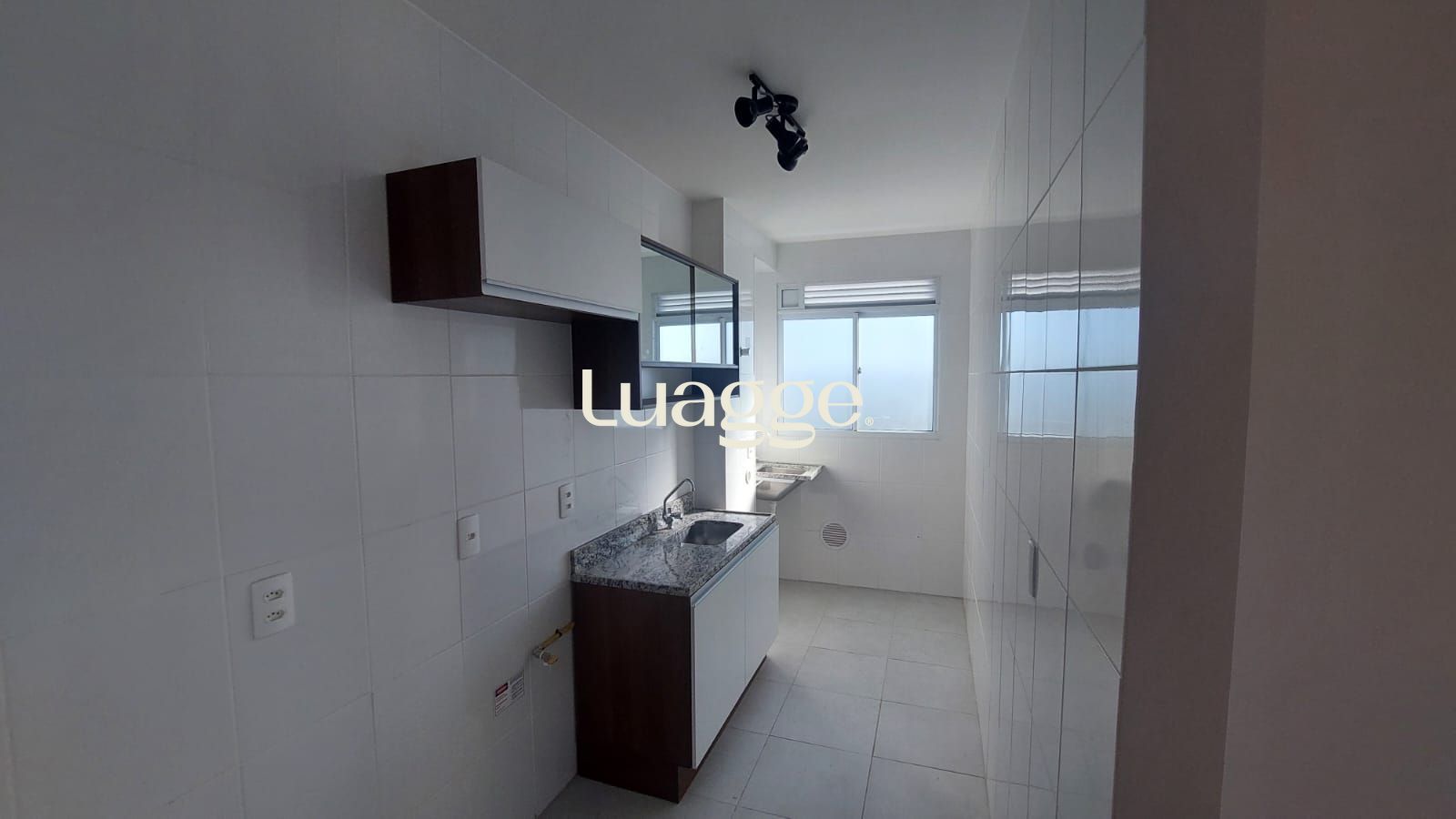 Apartamento à venda com 2 quartos, 45m² - Foto 8