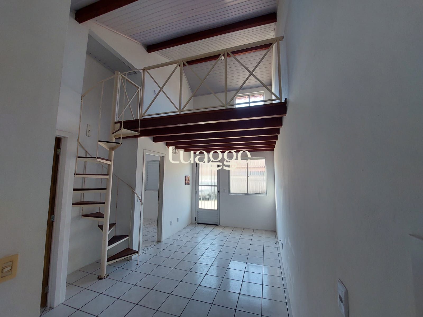 Casa à venda com 2 quartos, 60m² - Foto 9