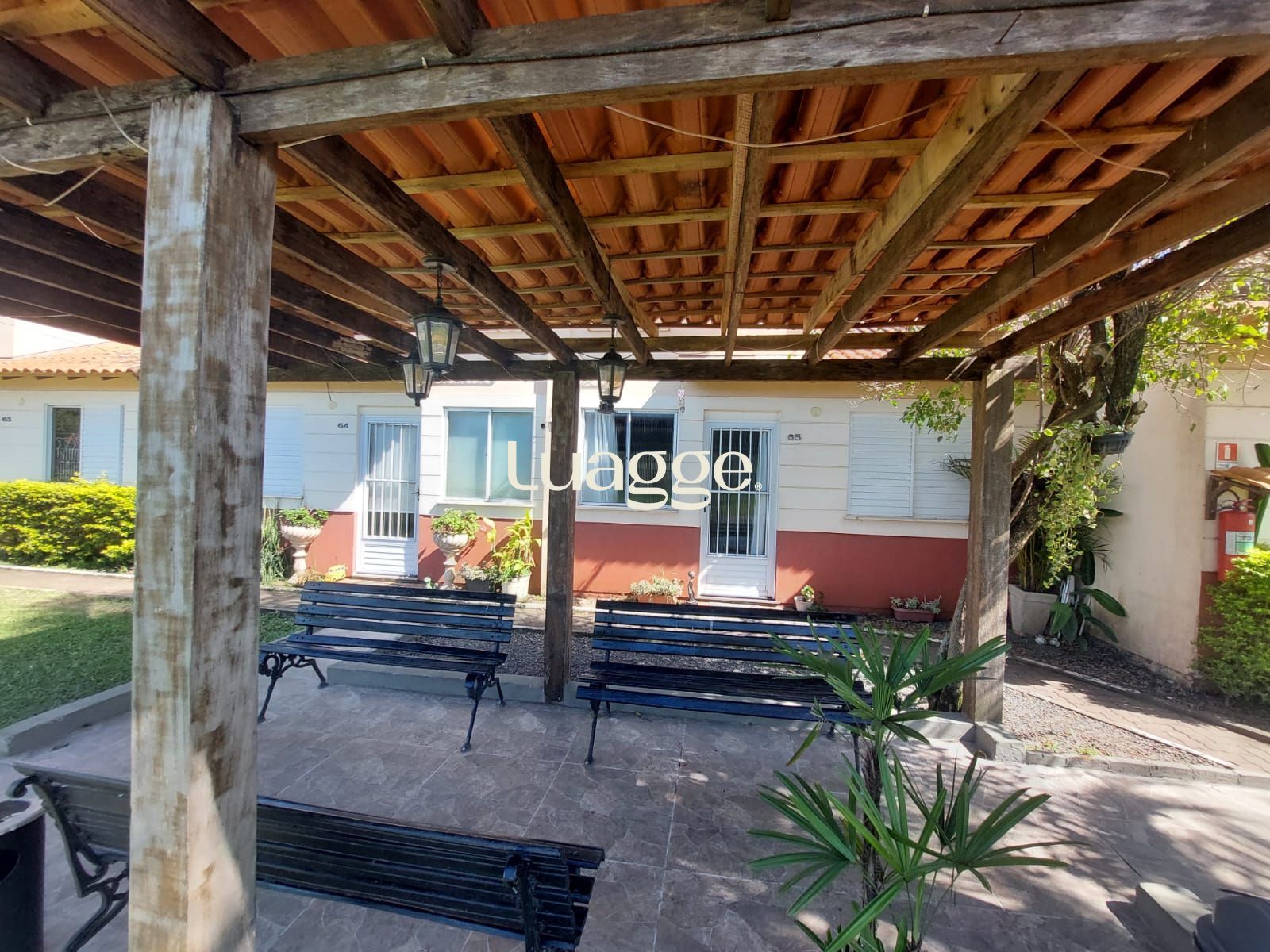 Casa à venda com 2 quartos, 60m² - Foto 19