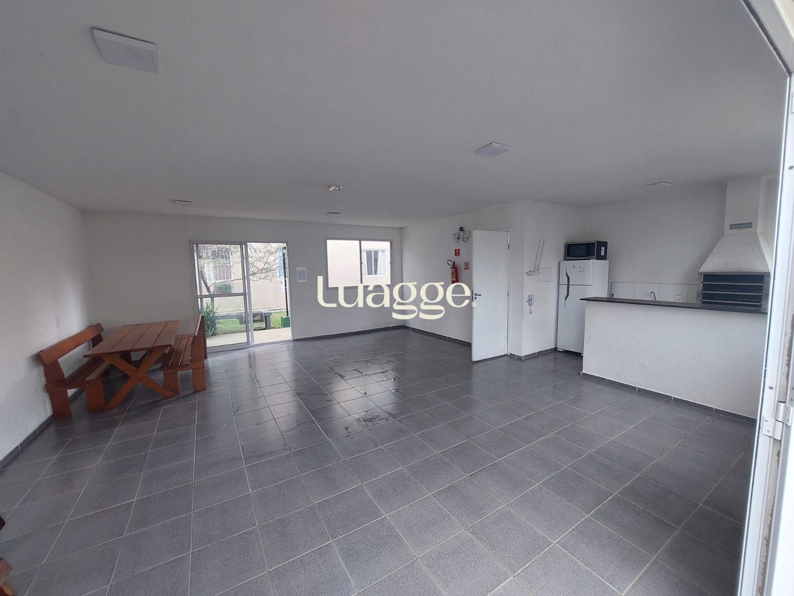 Apartamento à venda com 2 quartos, 40m² - Foto 10
