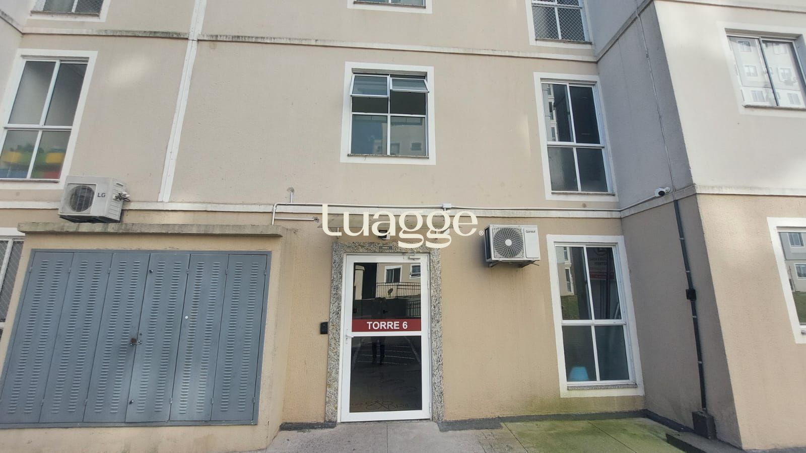 Apartamento à venda com 2 quartos, 45m² - Foto 2