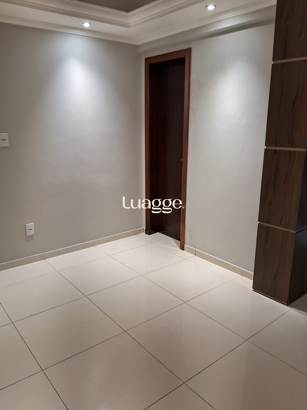 Apartamento à venda com 1 quarto, 28m² - Foto 3