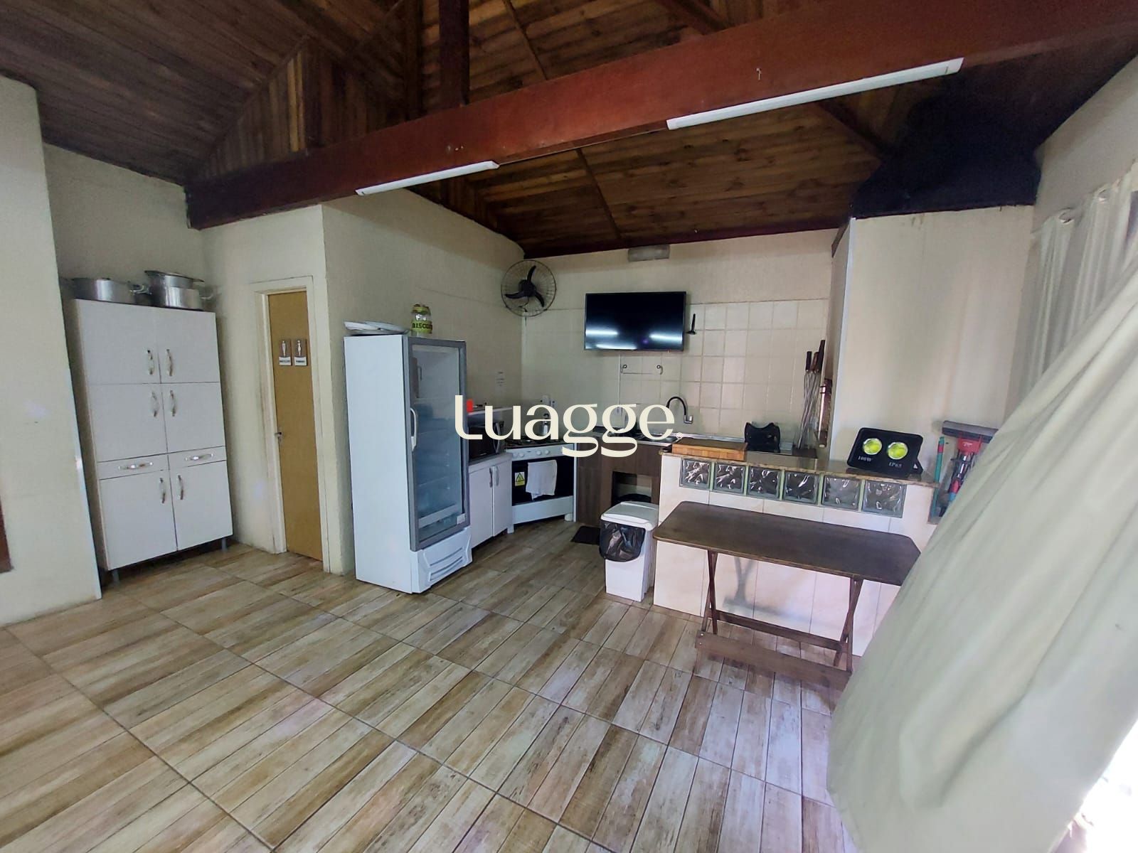 Casa à venda com 2 quartos, 60m² - Foto 17