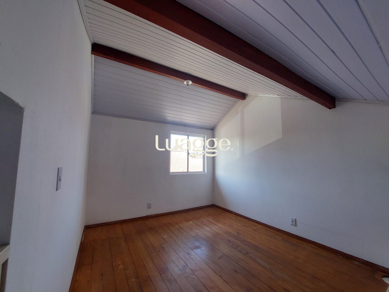 Casa à venda com 2 quartos, 60m² - Foto 10