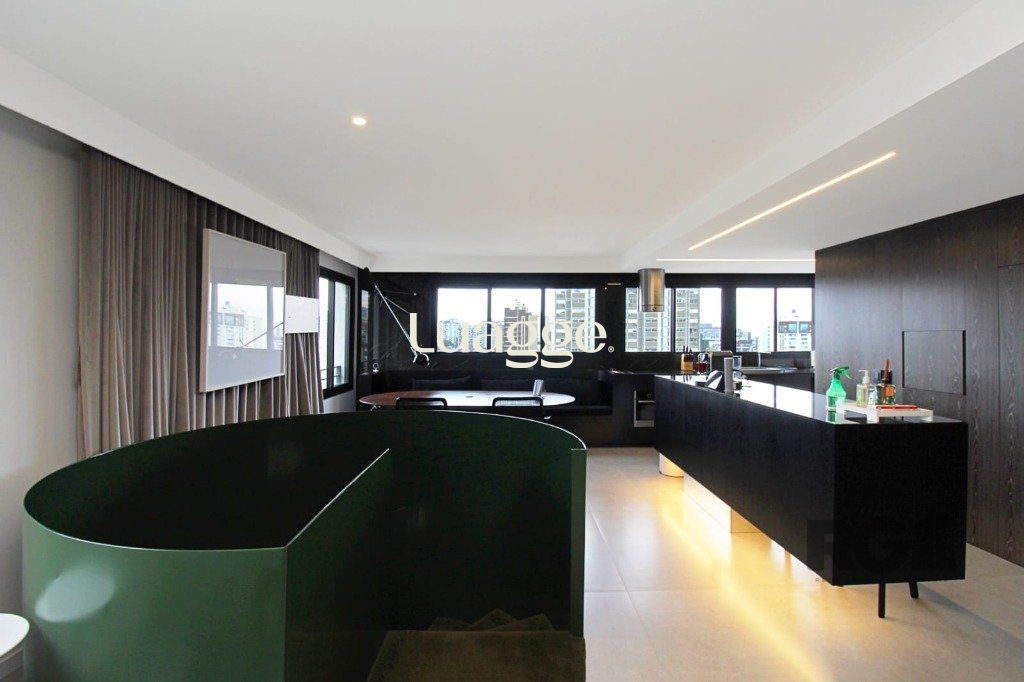 Apartamento à venda com 2 quartos, 131m² - Foto 11