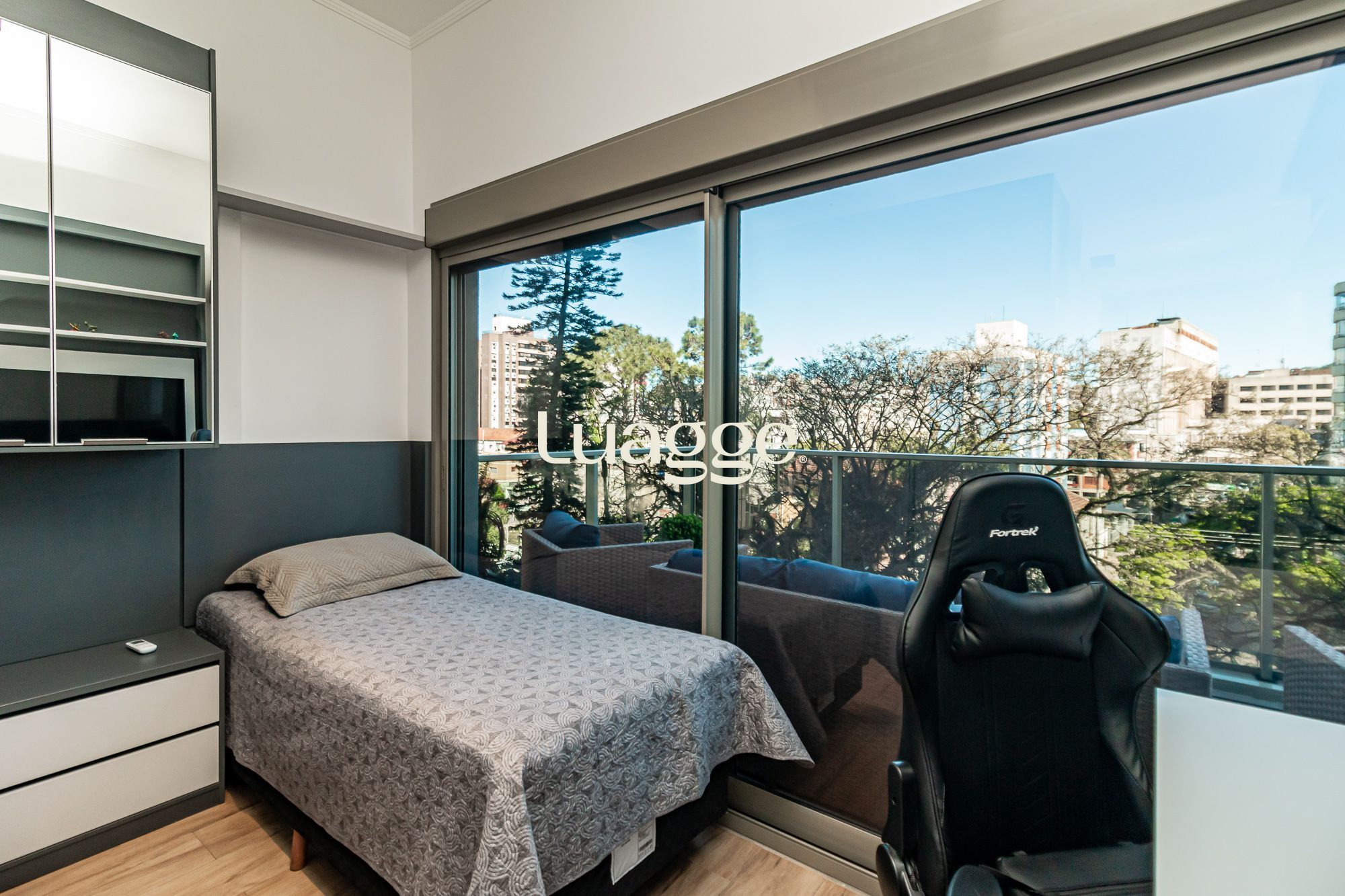 Apartamento à venda com 2 quartos, 83m² - Foto 27