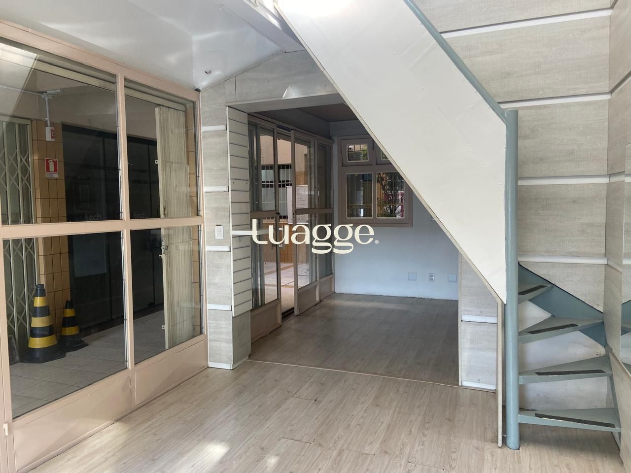 Loja, 2 salas, à venda, 21 m², Petrópolis - Porto Alegre — foto 2