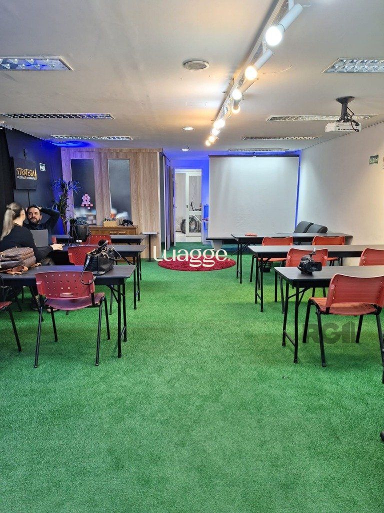 Casa à venda com 7 quartos, 327m² - Foto 10