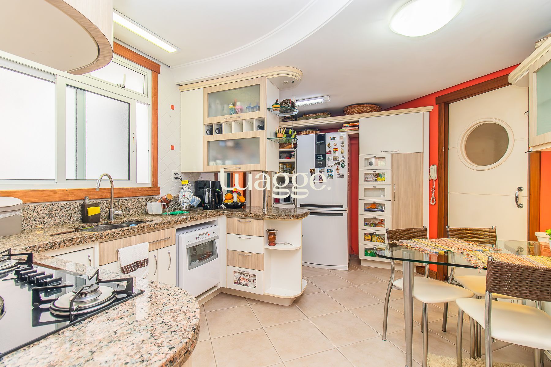 Casa de Condomínio à venda com 4 quartos, 322m² - Foto 17