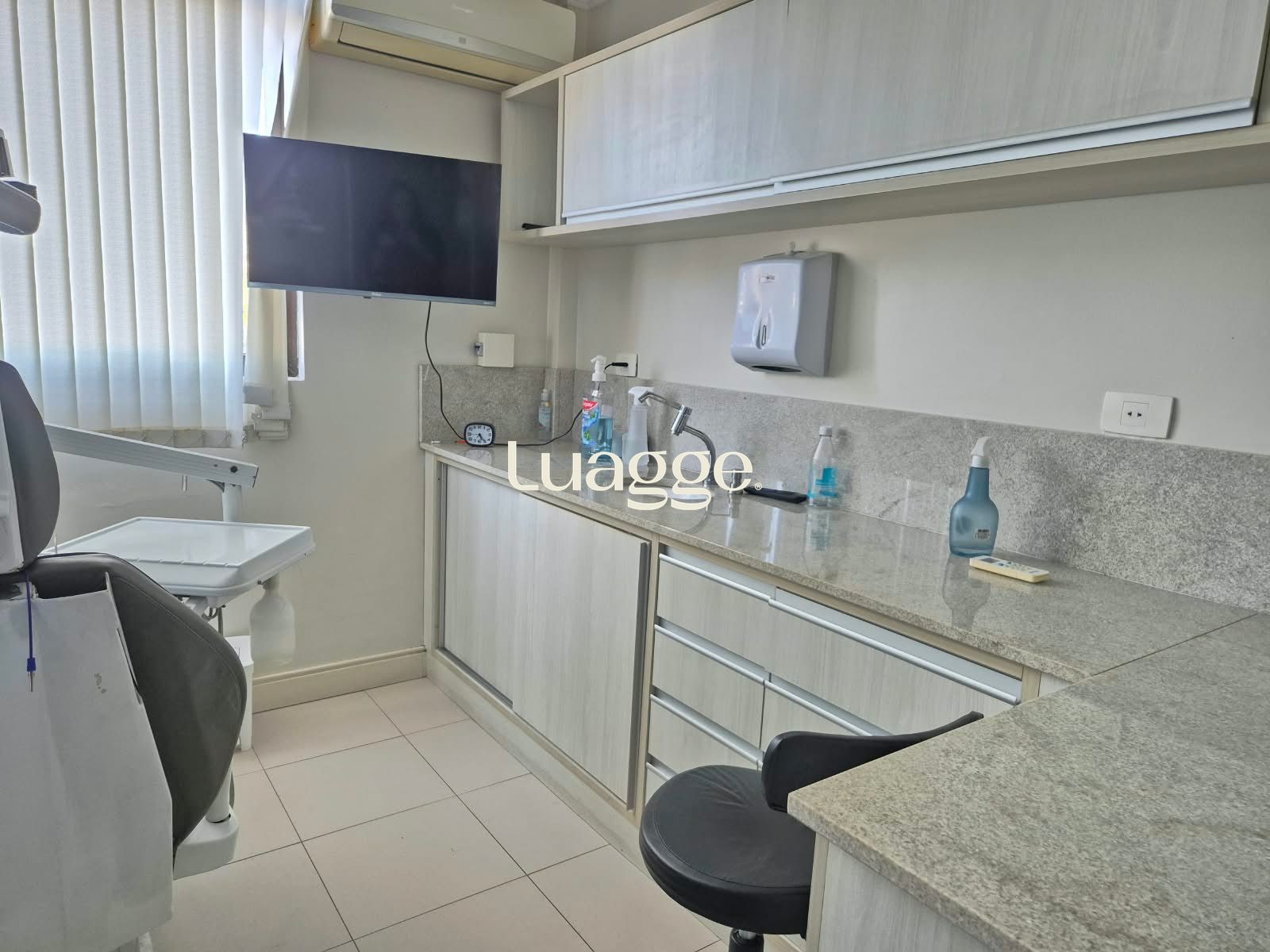 Sala Comercial, 2 salas, à venda, 32 m², Auxiliadora - Porto Alegre — foto 2
