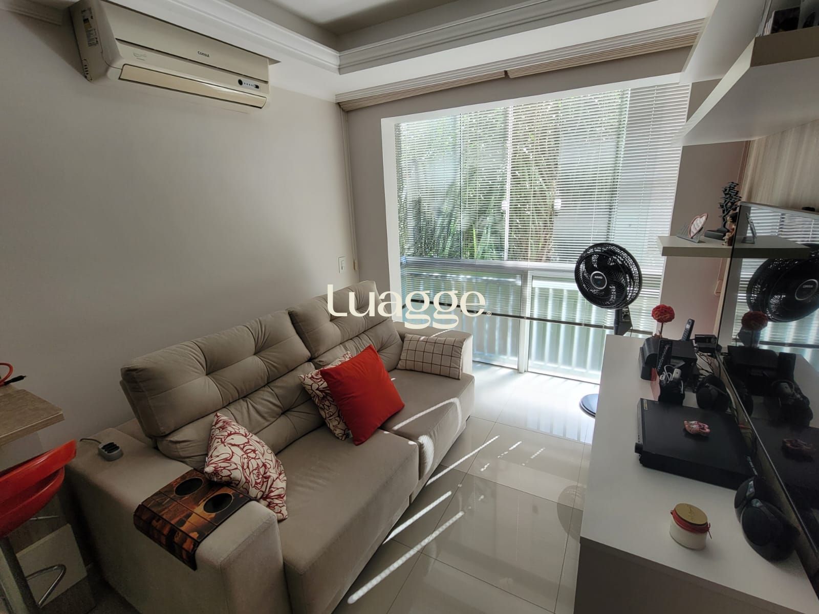 Apartamento à venda com 2 quartos, 56m² - Foto 6