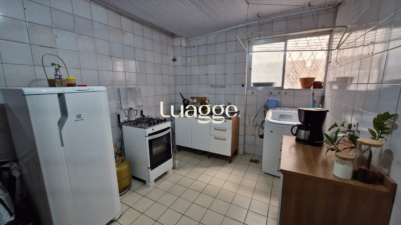 Apartamento à venda com 2 quartos, 60m² - Foto 12