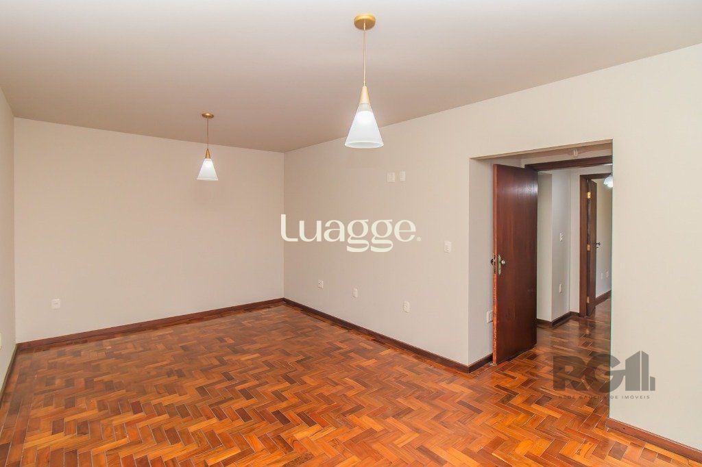 Casa à venda com 5 quartos, 337m² - Foto 35