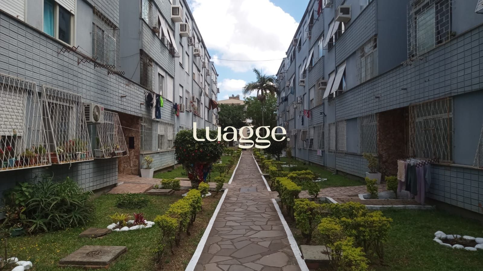 Apartamento dois dormitórios, vaga rotativa Bairro cavalhada